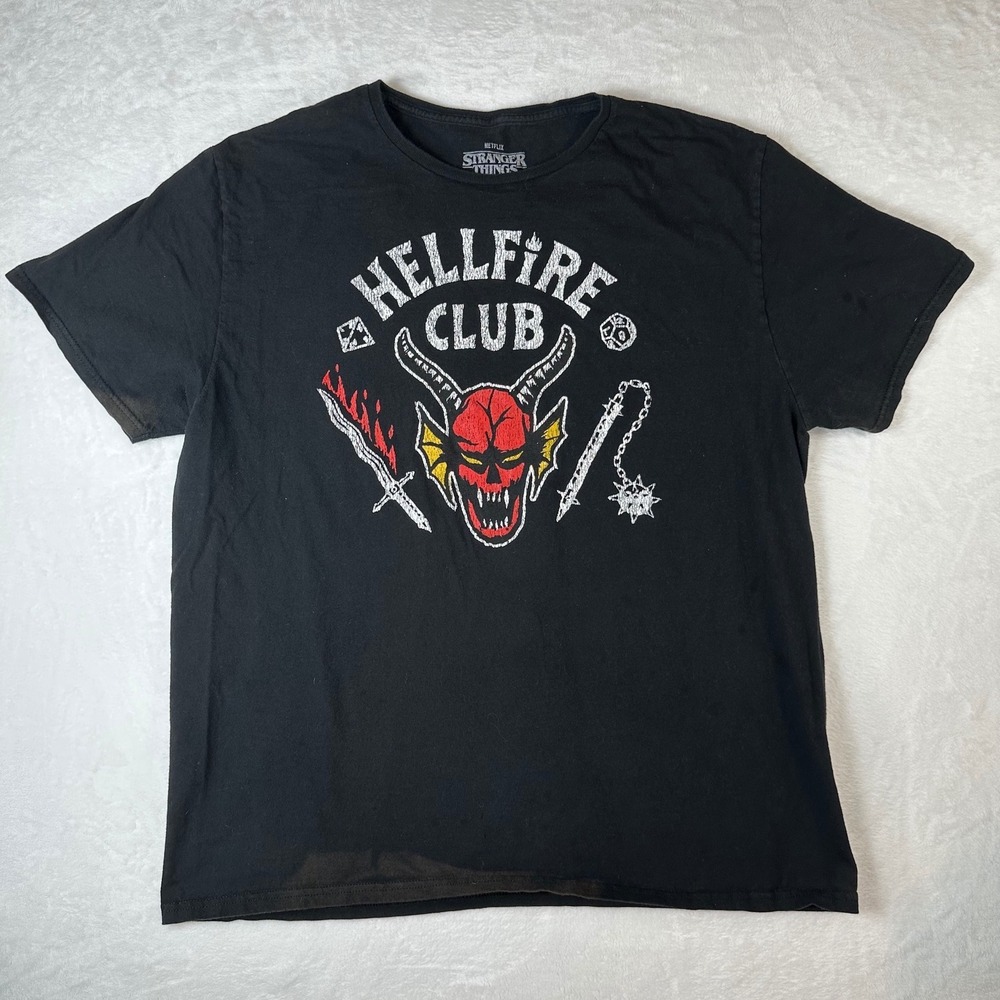 Netflix Stranger Things Hellfire Club T-Shirt Mens XL Black D&D Graphic Tee